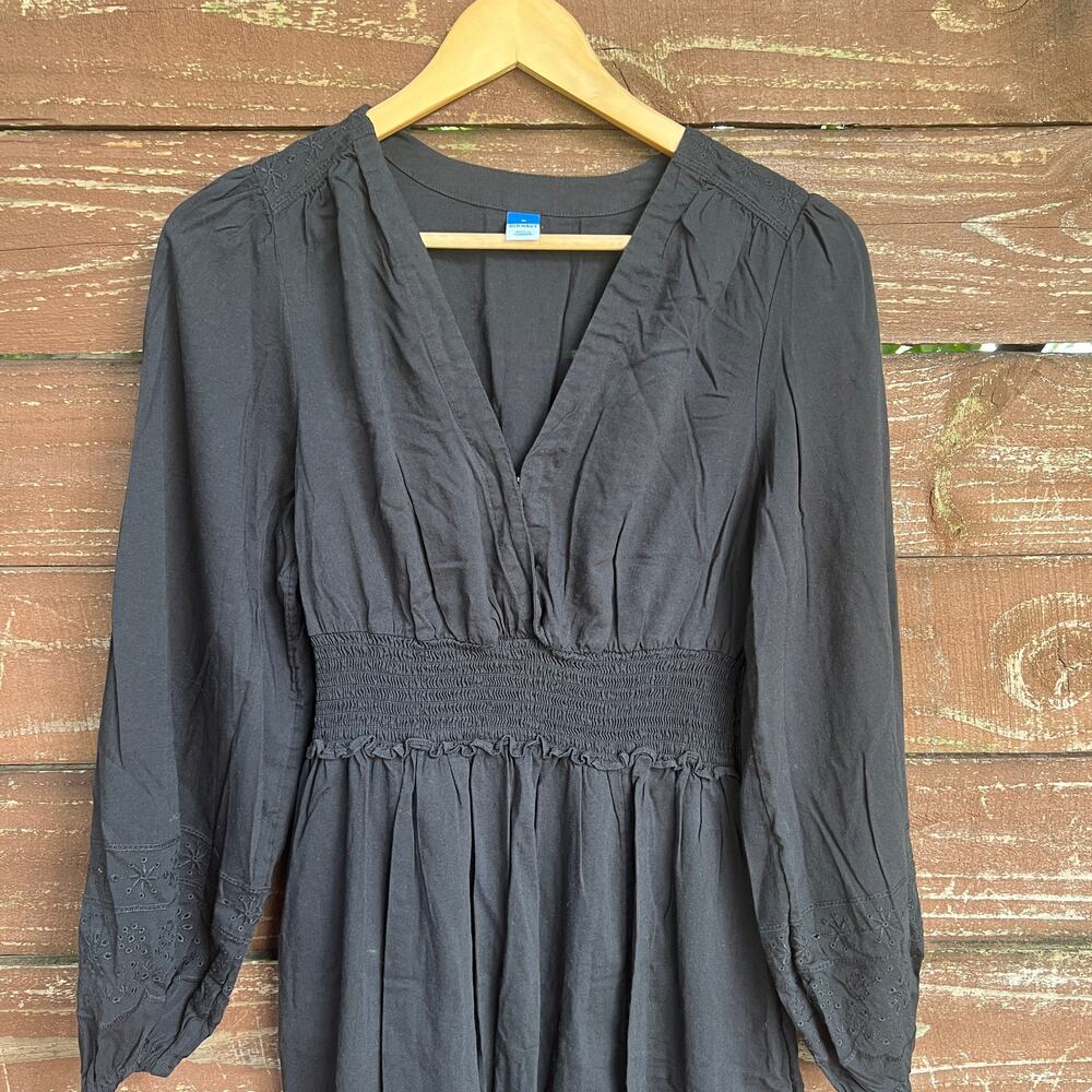 Old Navy Black Smocked Waist Midi Dress Women’s Size M Embroidered Hem - Picture 3 of 14